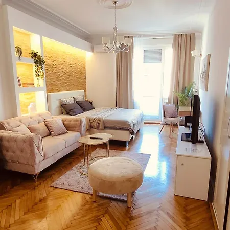 Republic 贝尔格莱德